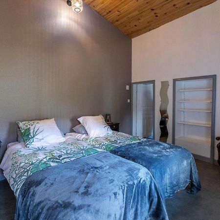 Chambre D'Hote De La Petite Toscane D'Auvergne Bed and Breakfast Isserteaux Esterno foto